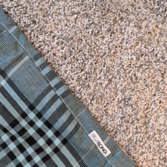 NWOT Billabong Shorts - Picture 3 of 6